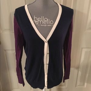 IZOD button up cardigan